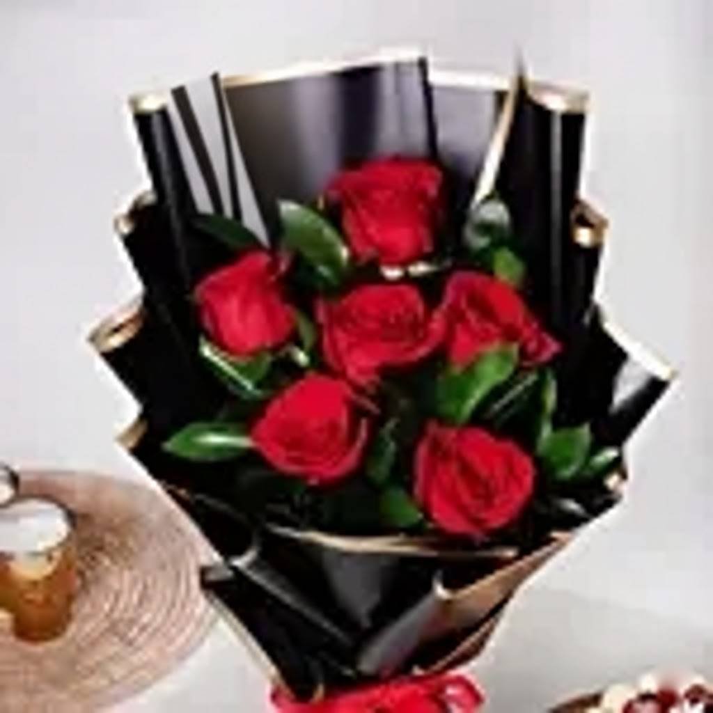 Red Roses with Red Velvet Cake by Warda Petals