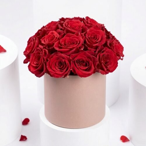 15 Roses Box by Warda Petals