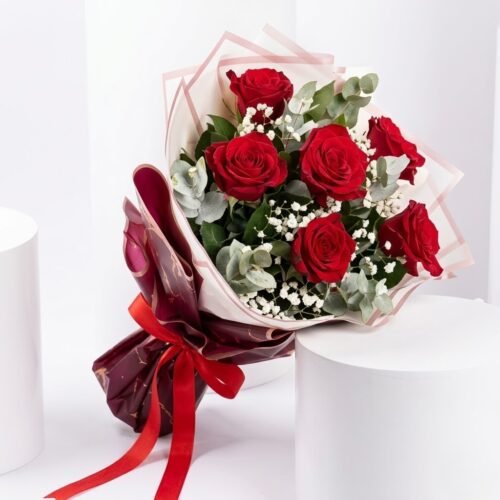 Bouquet of 6 Beautiful Roses by Warda Petals