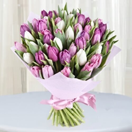 Pink White Tulips Bunch – Elegant Mixed Tulip Bouquet