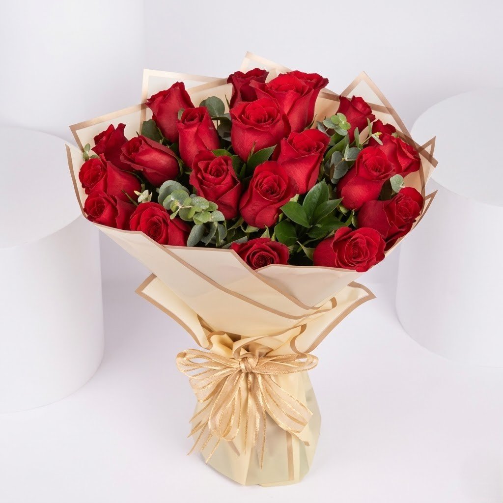Romantic Bunch Of Roses – Classic Red Bouquet