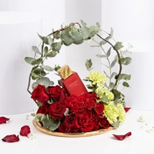 Shaghaf Oud By Swiss Arabian with Roses – Luxury Perfume & Floral Gift