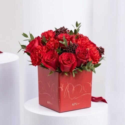 Stir My Heart Floral Expression – Romantic Red Flower Arrangement