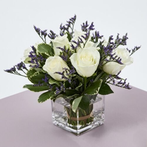 White Roses in a Vase – Elegant Floral Arrangement