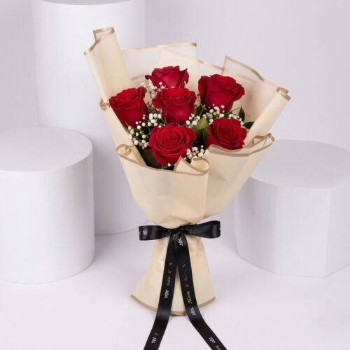 Bunch Of Ravishing Red Roses – Elegant Floral Bouquet